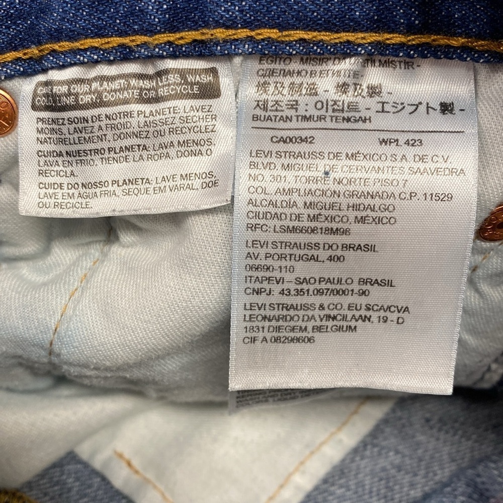 Levi's 501 Button-Fly Jeans Size 32 - 32 - Picture 13 of 15